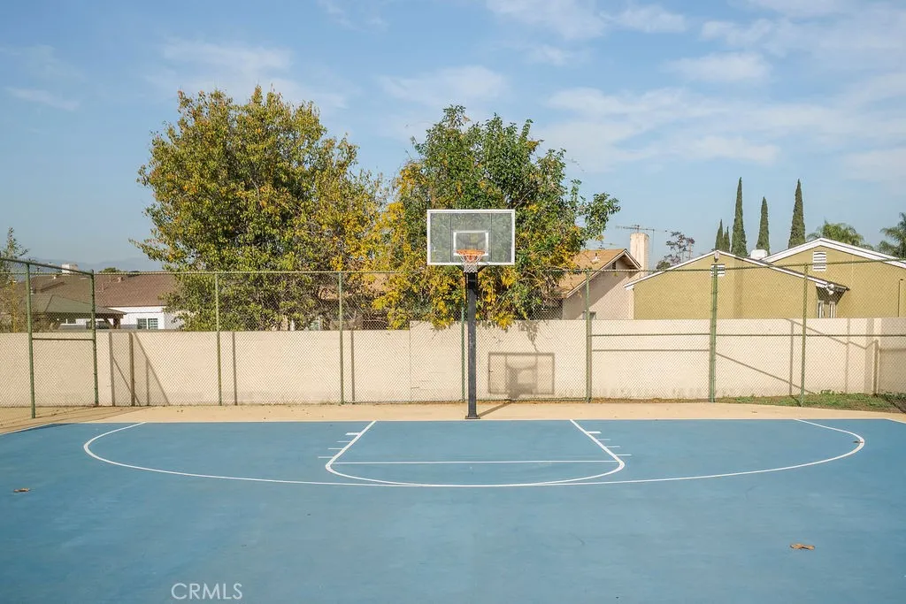 1903 S Summerplace Unit 15, West Covina, CA 91792