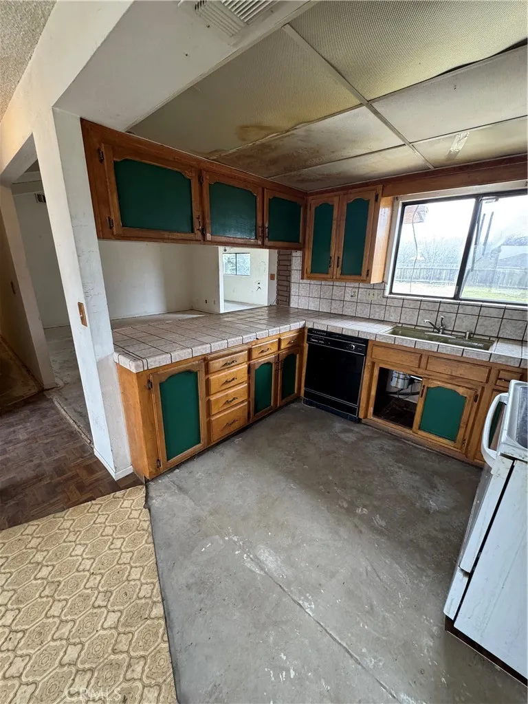 Additional image 37 of 2433 W Clemenceau Ave, Caruthers, CA 93609