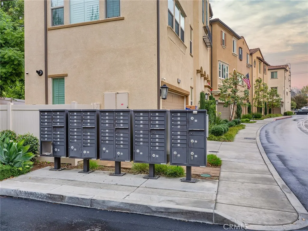 Additional image 98 of 11238 N Mission Heights Drive, Mission Hills (San Fernando), CA 91345