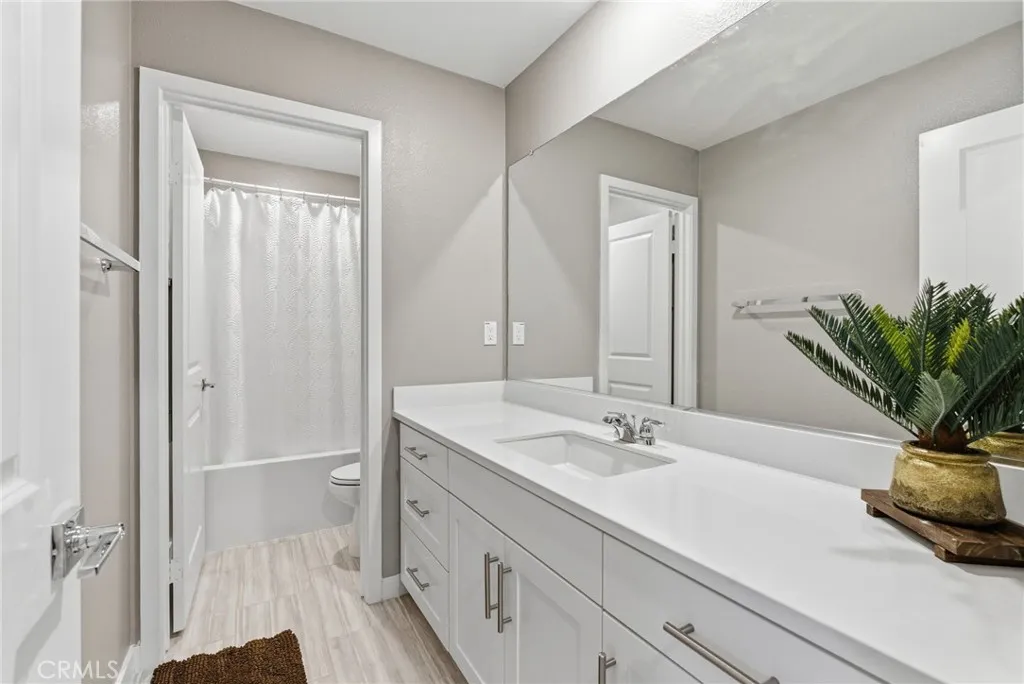 Additional image 95 of 16770 Tea Tree Lane, Fontana, CA 92336