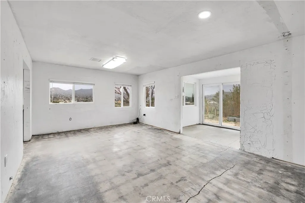 Additional image 56 of 7124 Wall Street, Yucca Valley, CA 92284
