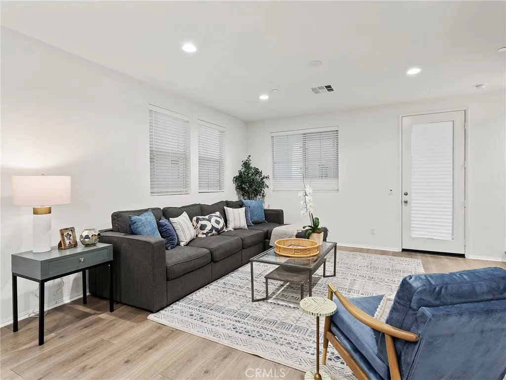 Additional image 68 of 11238 N Mission Heights Drive, Mission Hills (San Fernando), CA 91345