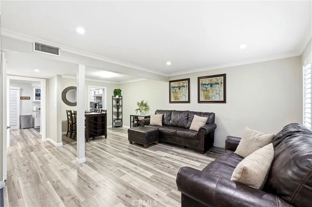 Additional image 33 of 10220 Zelzah Unit 4, Northridge, CA 91325