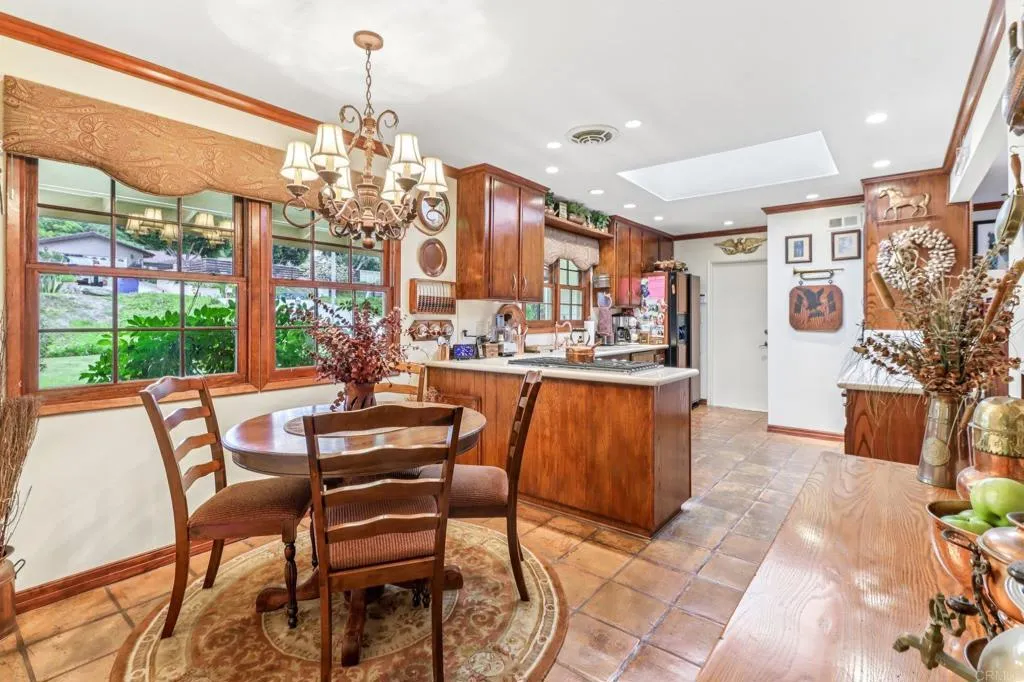 Additional image 11 of 240 Camino Del Cerro Grande, Bonita, CA 91902