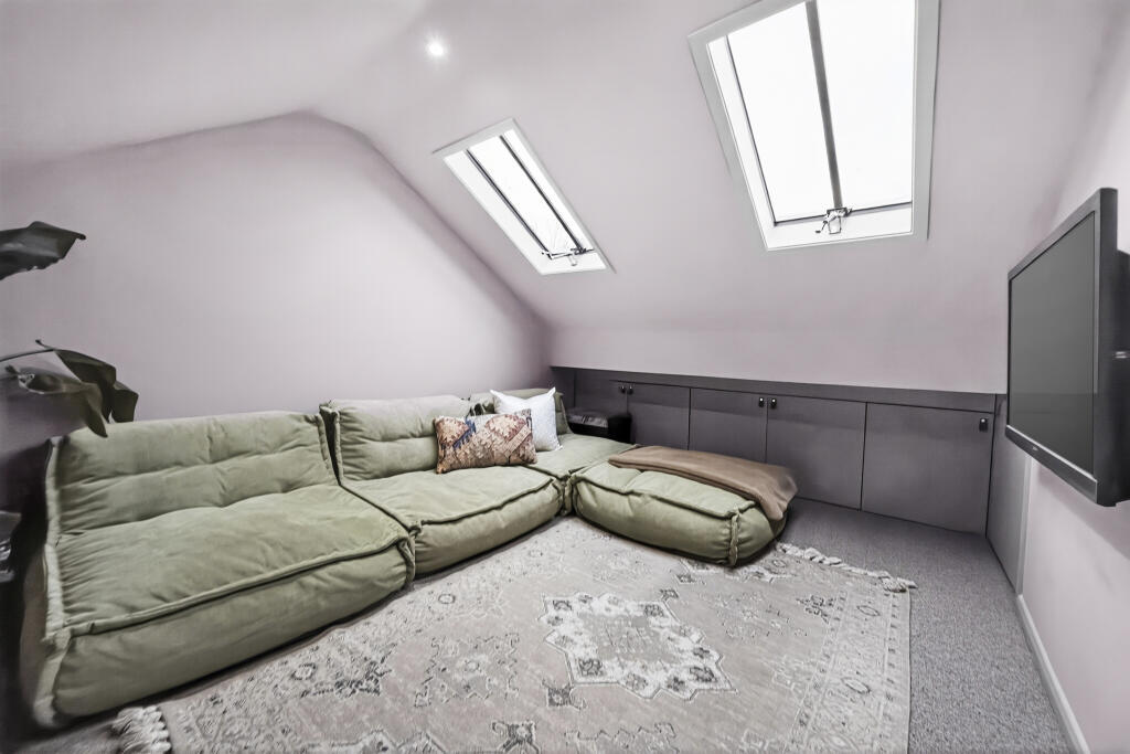 Additional image 17 of Kimberley Road, St. Albans, AL3