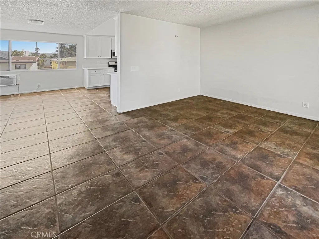 Additional image 17 of 8800 Cedros Unit 209, Panorama City, CA 91402