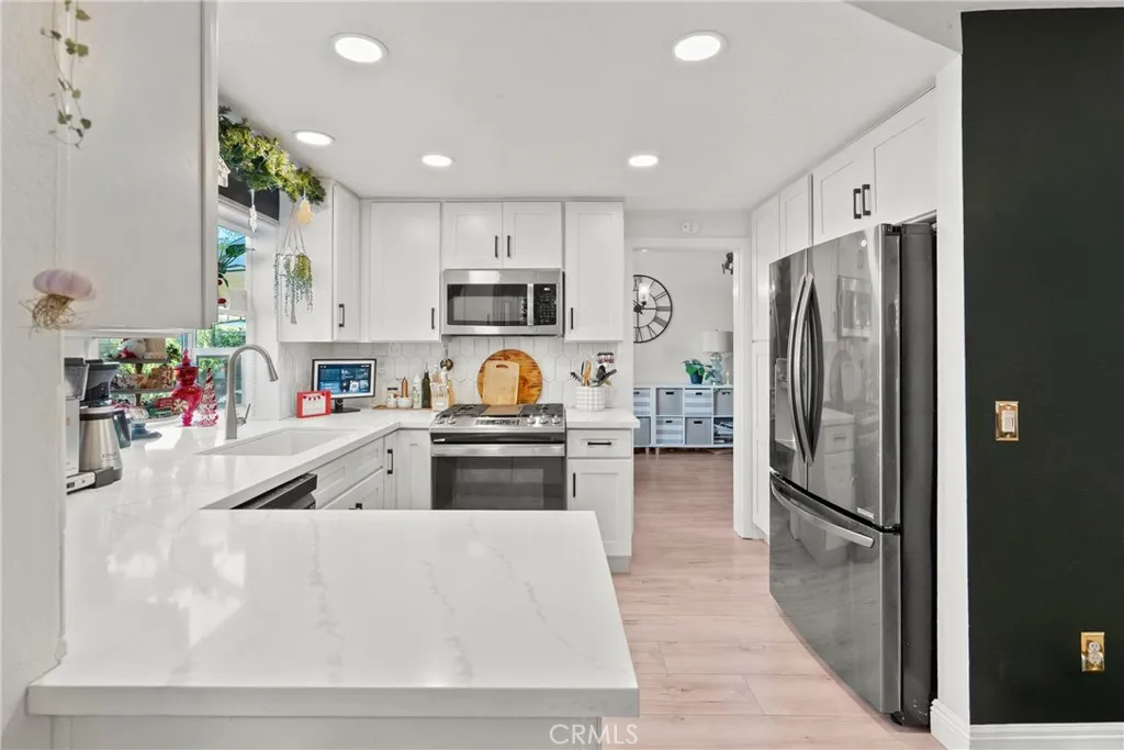 Additional image 9 of 21625 Farmington Ln, Saugus, CA 91350