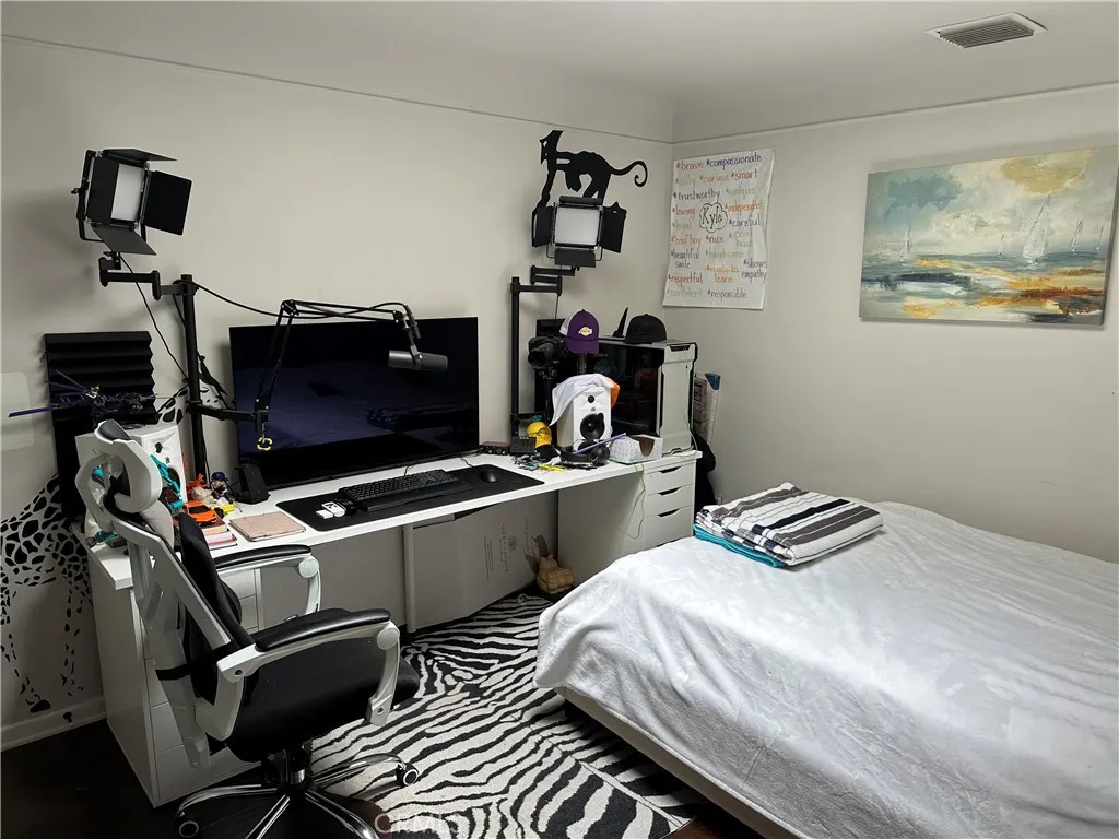 Additional image 17 of 4645 Ledge Avenue, Toluca Lake, CA 91602