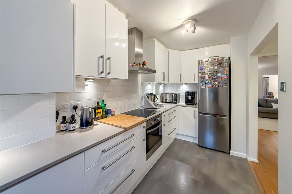 Additional image 3 of Wendover Close, Harpenden, Hertfordshire, AL5