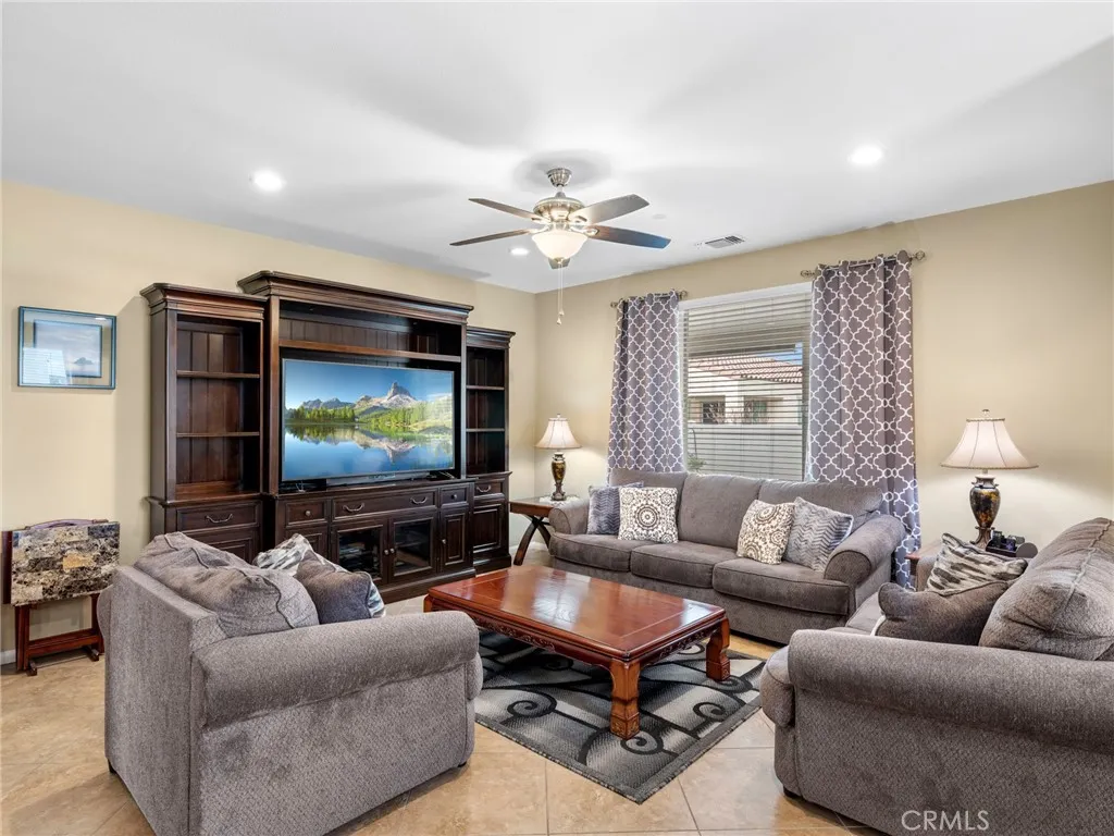 Additional image 10 of 18920 Lasso Street, Apple Valley, CA 92308