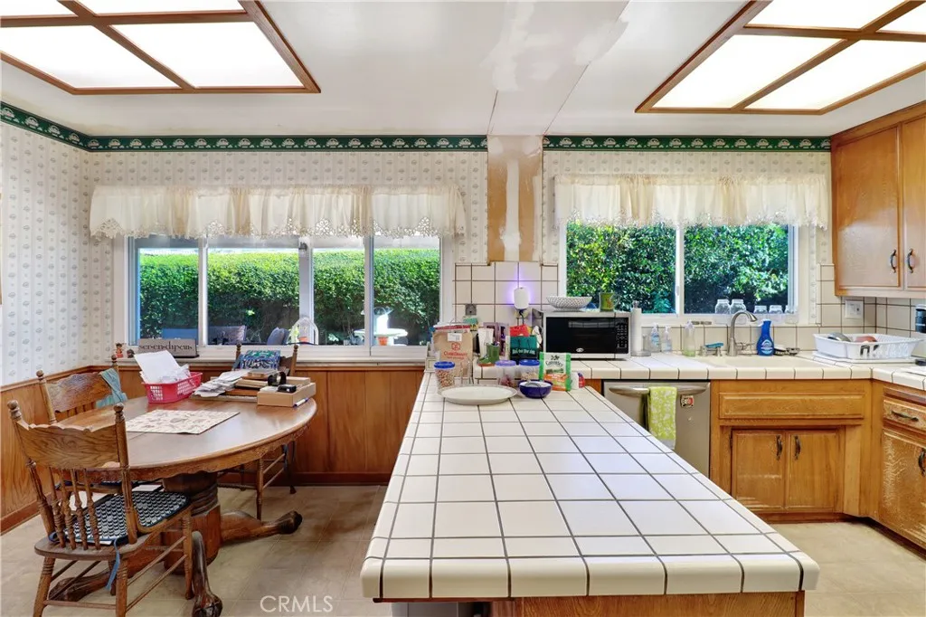 Additional image 14 of 719 S Rosalind Dr, Orange, CA 92869