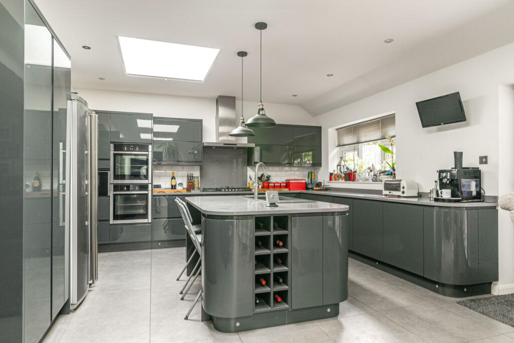 Additional image 7 of Ardens Way, St. Albans, Hertfordshire, AL4