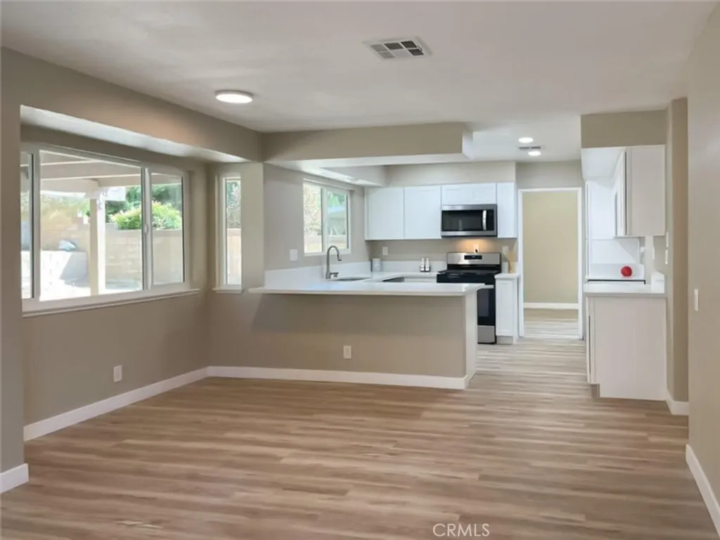 Additional image 13 of 43856 Windsor Place, Lancaster, CA 93536