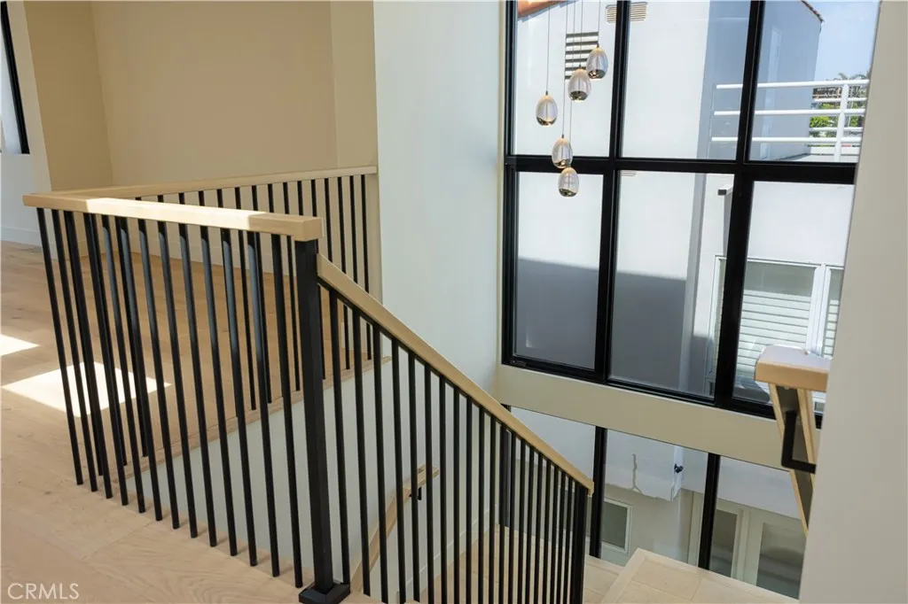 Additional image 105 of 404 16th Street, Manhattan Beach, CA 90266