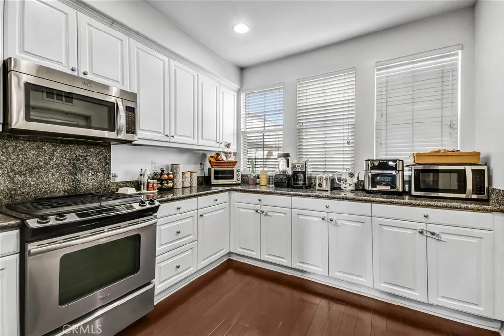 Additional image 43 of 827 E Promenade St Unit E, Azusa, CA 91702