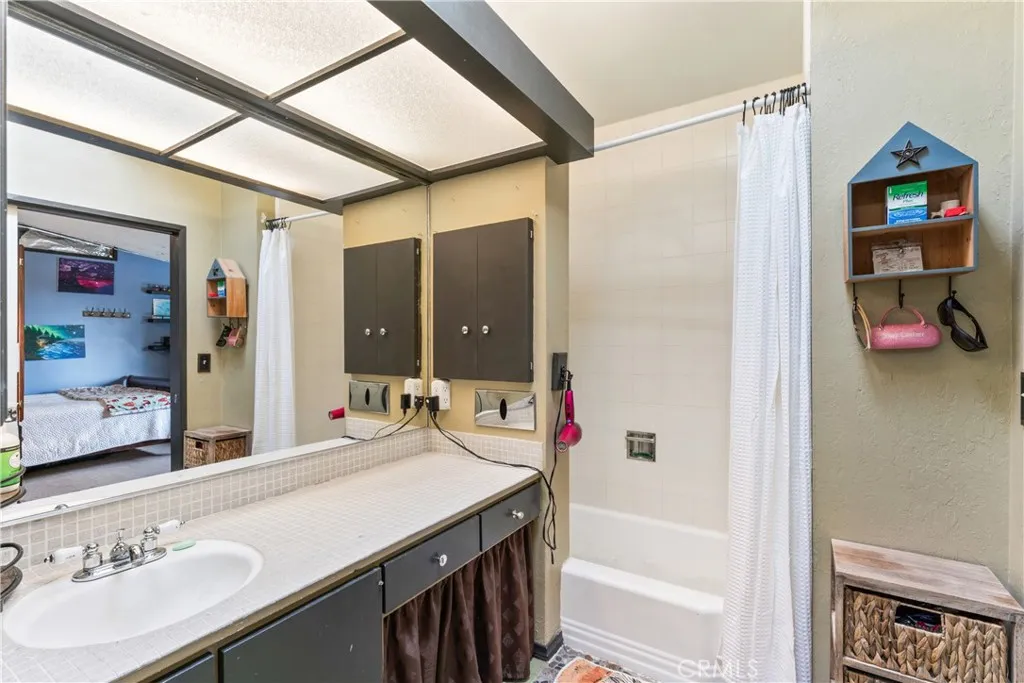 Additional image 61 of 1944 Willow Dr, Running Springs, CA 92382