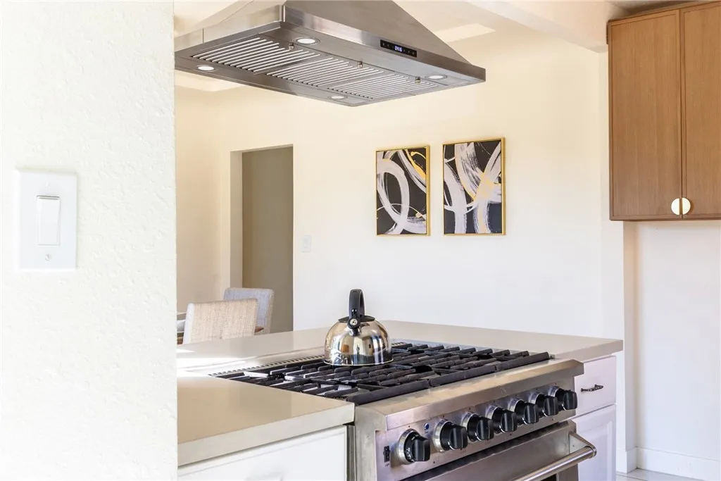Additional image 95 of 2127 W 76th St, Los Angeles, CA 90047