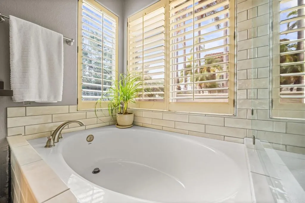 Additional image 85 of 7083 Zubaron Lane, Carlsbad, CA 92009