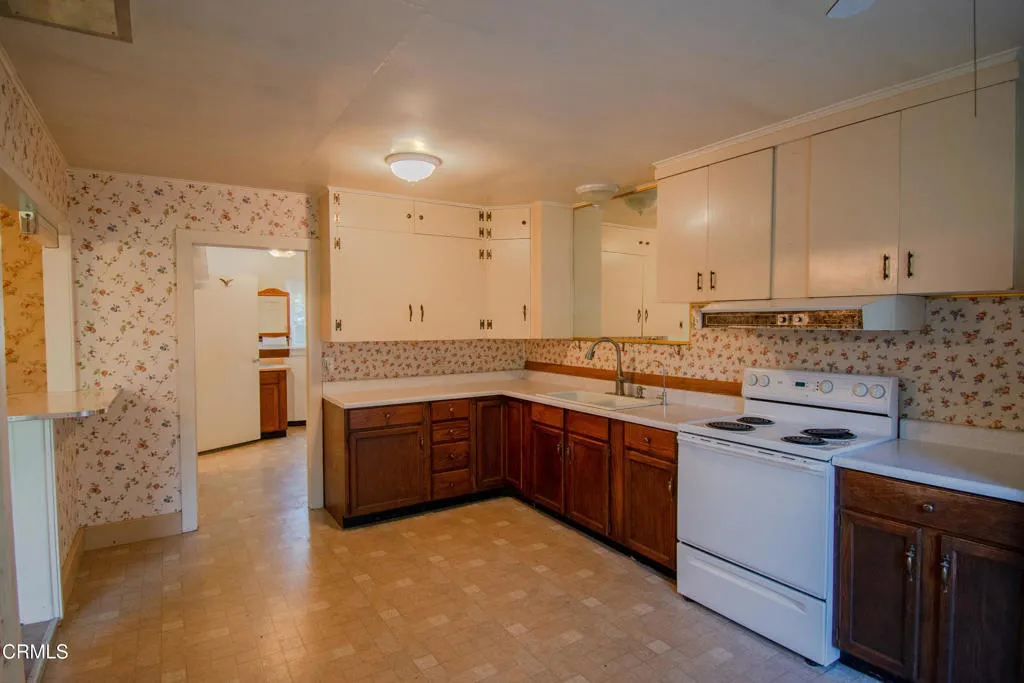 Additional image 6 of 21420 S Petaluma Avenue, Fort Bragg, CA 95437