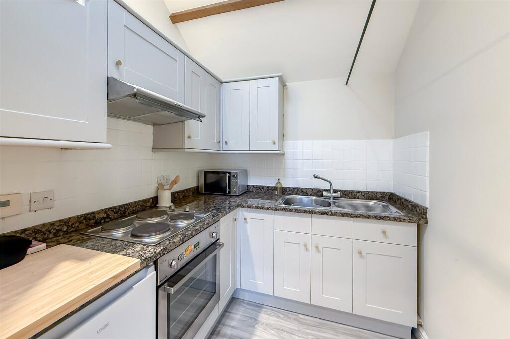 Additional image 33 of Gustard Wood, Wheathampstead, Hertfordshire, AL4