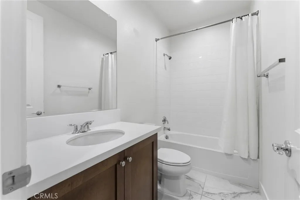 Additional image 14 of 19038 Carranza Ln, Saugus, CA 91350