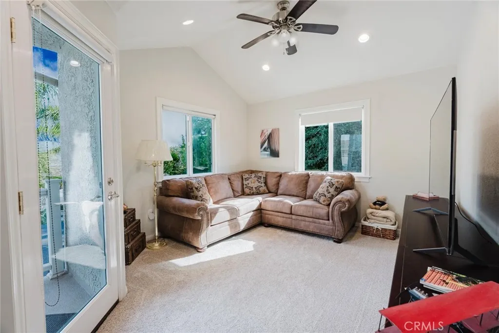 Additional image 36 of 27550 Alta Knoll Dr, Saugus, CA 91350