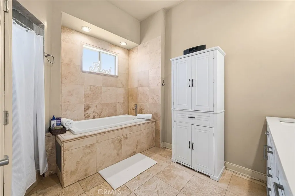 Additional image 53 of 550 Fermoore St, San Fernando, CA 91340