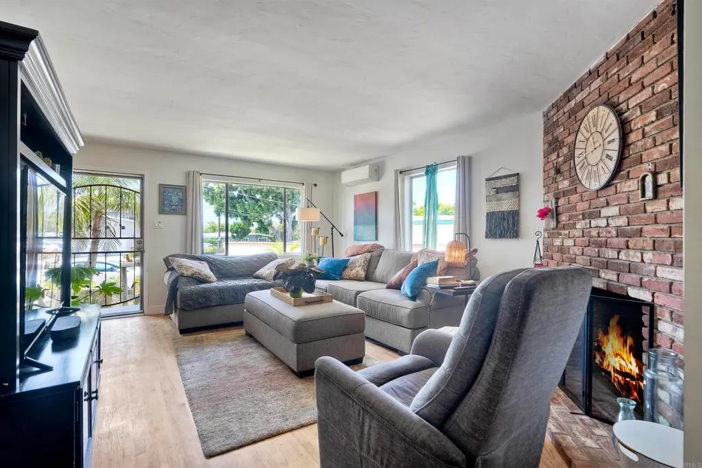 Additional image 39 of 1080 Buena Place, Carlsbad, CA 92008