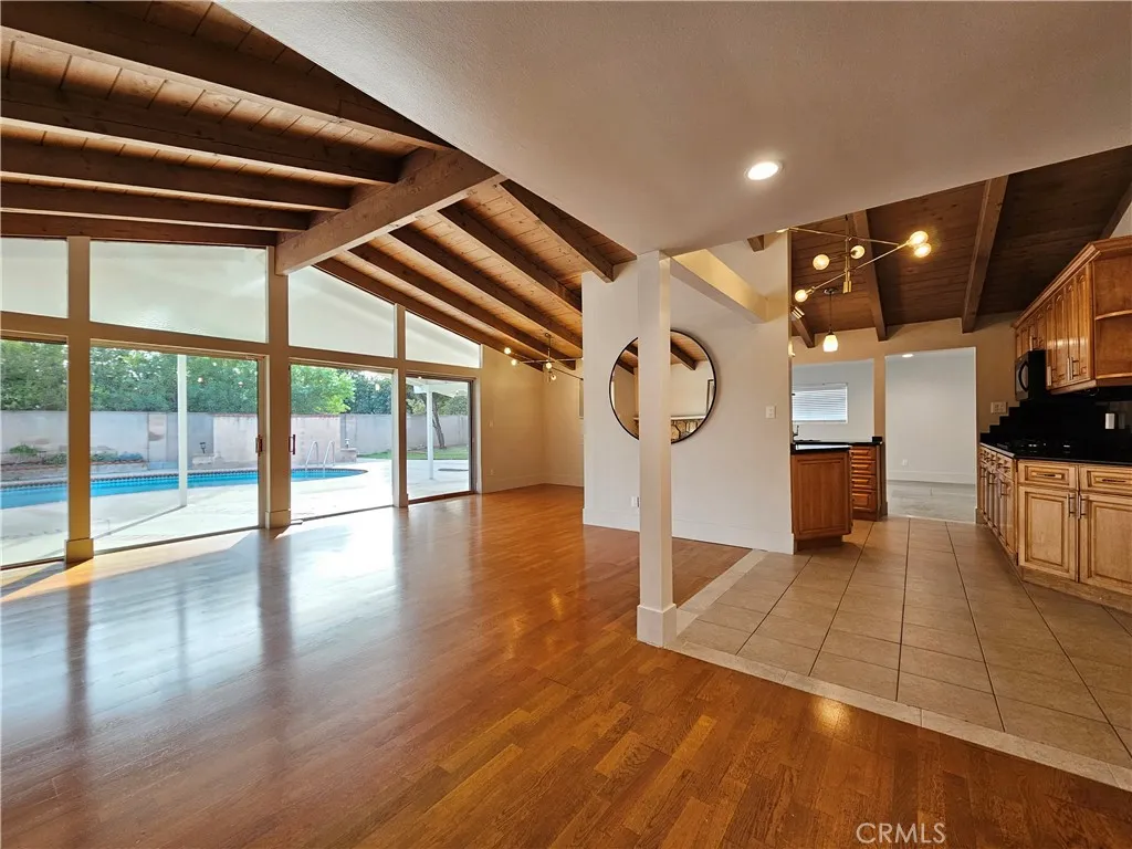 Additional image 13 of 17530 Tuba Street, Northridge, CA 91325