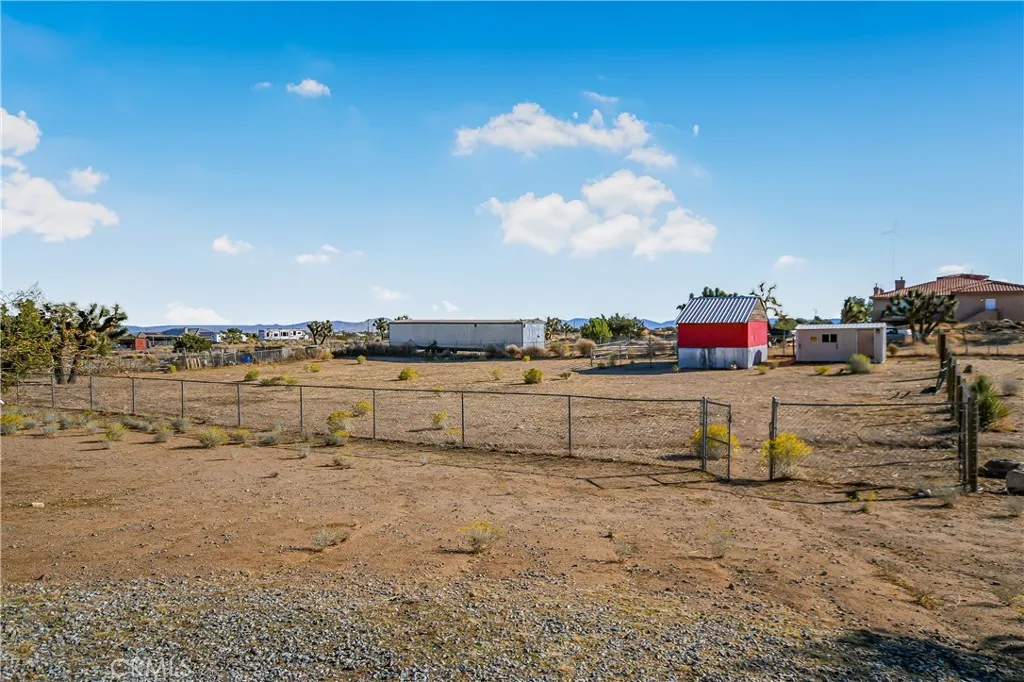 Additional image 31 of 10575 Tumbleweed Rd, Phelan, CA 92371