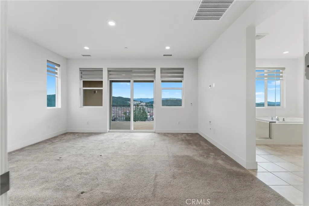 Additional image 61 of 19038 Carranza Ln, Saugus, CA 91350