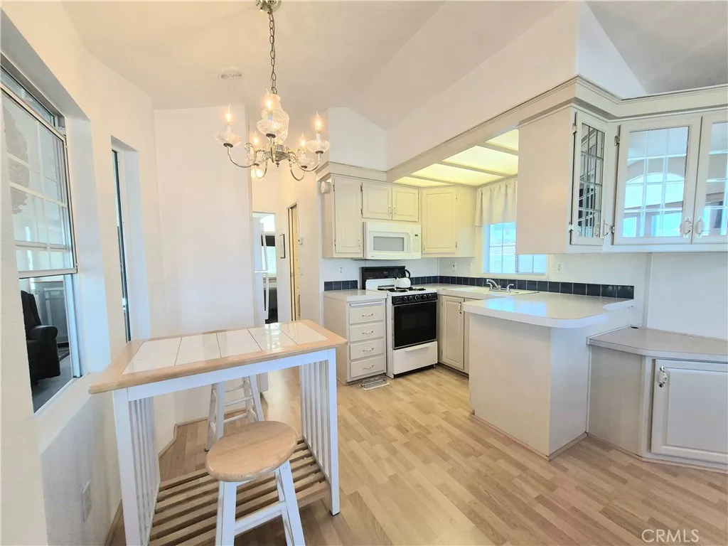 Additional image 11 of 1295 S Cawston Ave Unit 154, Hemet, CA 92545