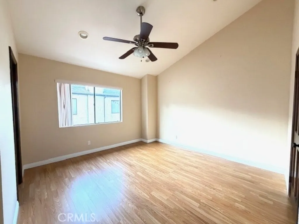 Additional image 5 of 2625 N Lincoln St, Burbank, CA 91504