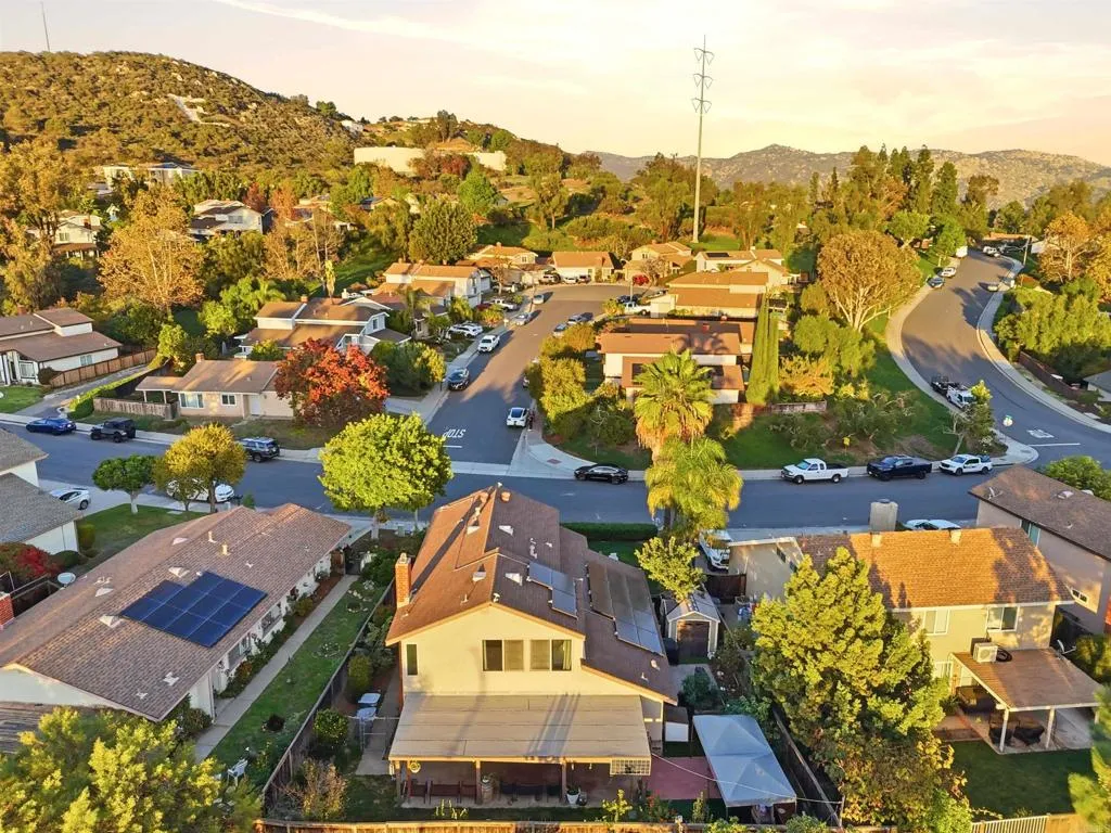 Additional image 4 of 2327 Amber Lane, Escondido, CA 92026