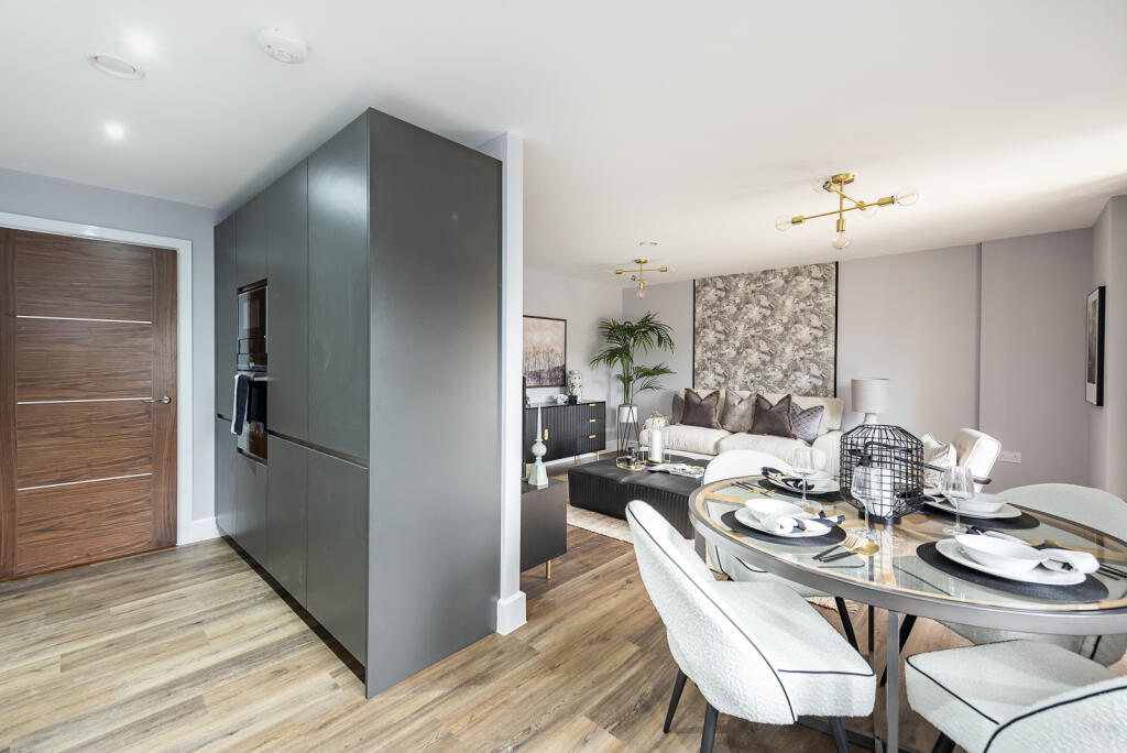 Additional image 3 of Bloomfield Road, Harpenden, Hertfordshire, AL5