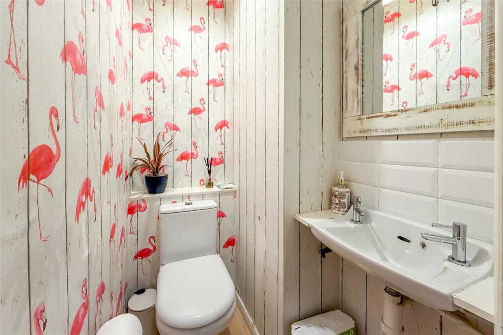 Additional image 14 of Wendover Close, Harpenden, Hertfordshire, AL5