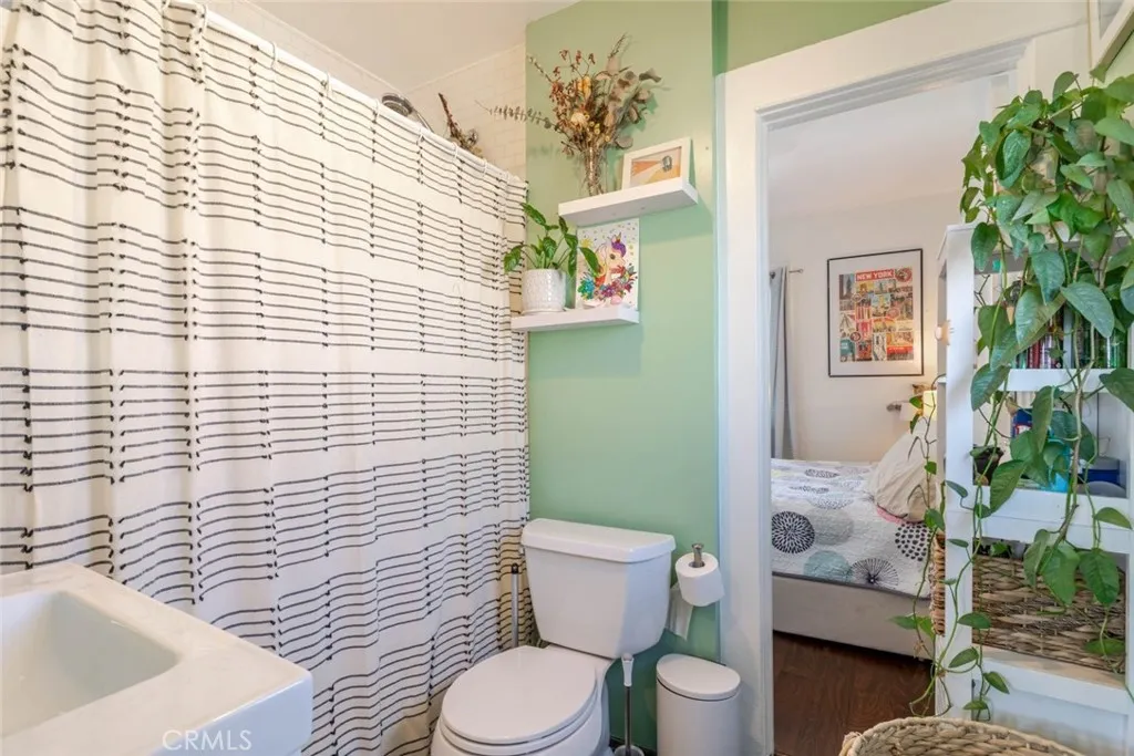 Additional image 17 of 715 Nolden, Los Angeles, CA 90042