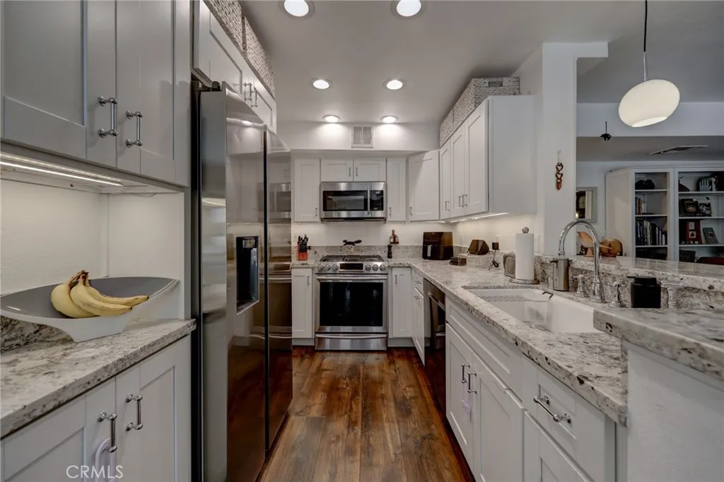 Additional image 12 of 4249 Longridge Avenue Unit 102, Studio City, CA 91604