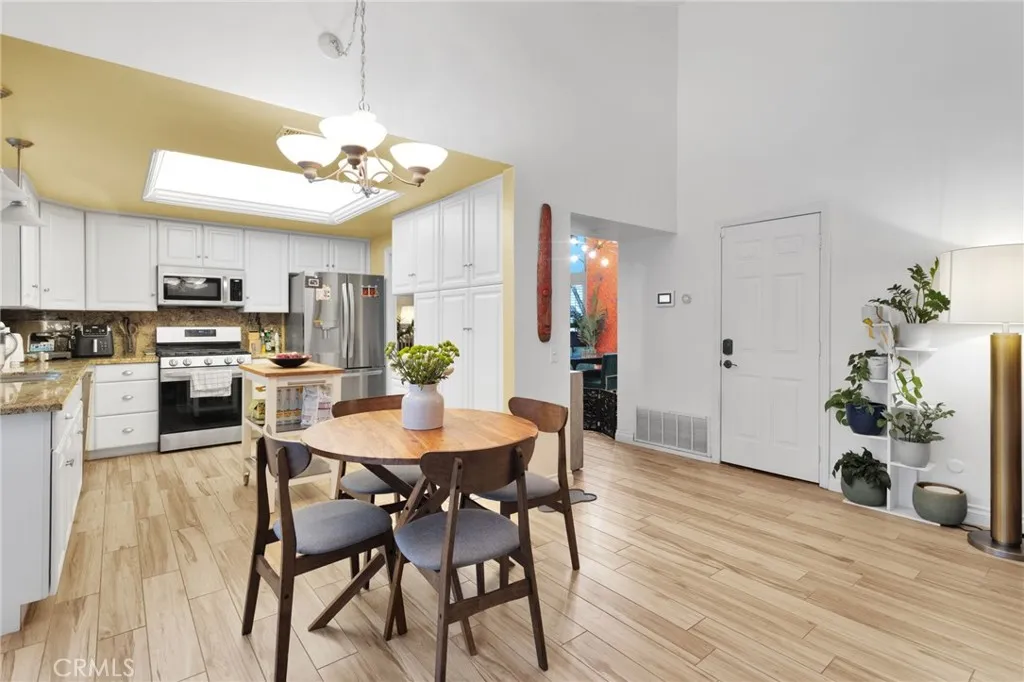 Additional image 16 of 25442 Via Escovar, Valencia, CA 91355