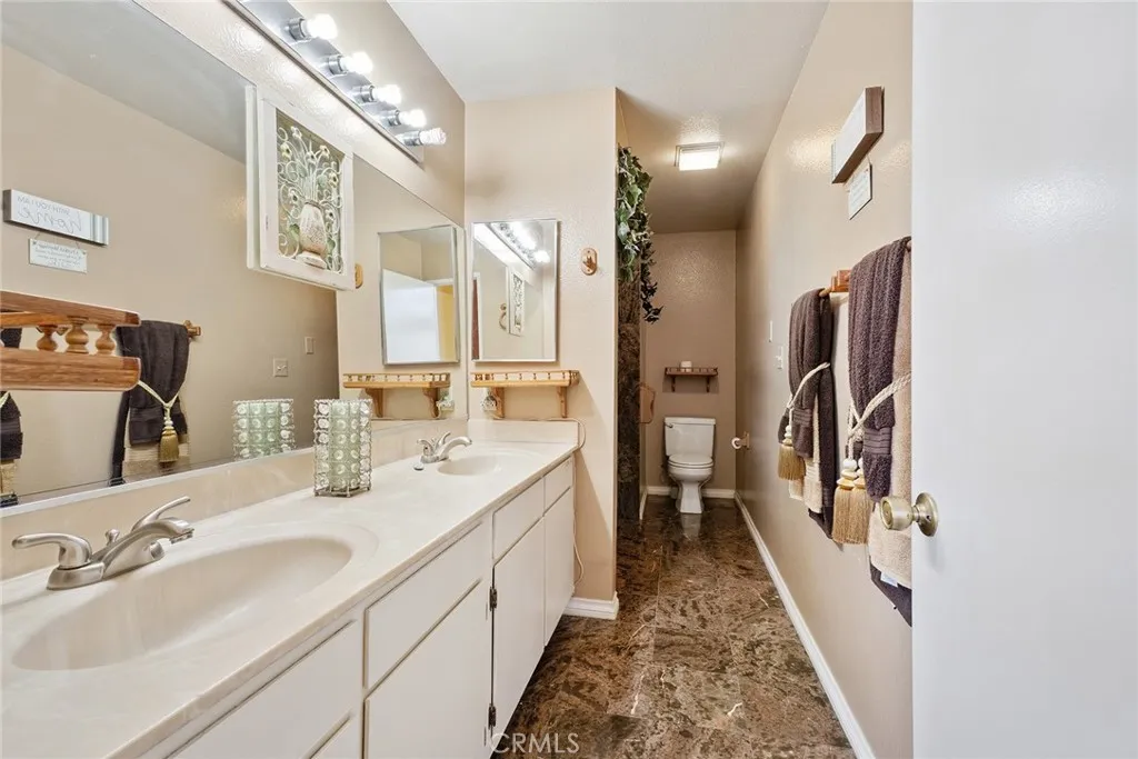 Additional image 34 of 14325 Foothill Boulevard Unit 34, Sylmar, CA 91342