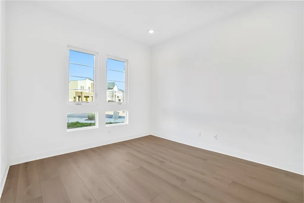 Additional image 20 of 27392 Dialogue Way, Valencia, CA 91381