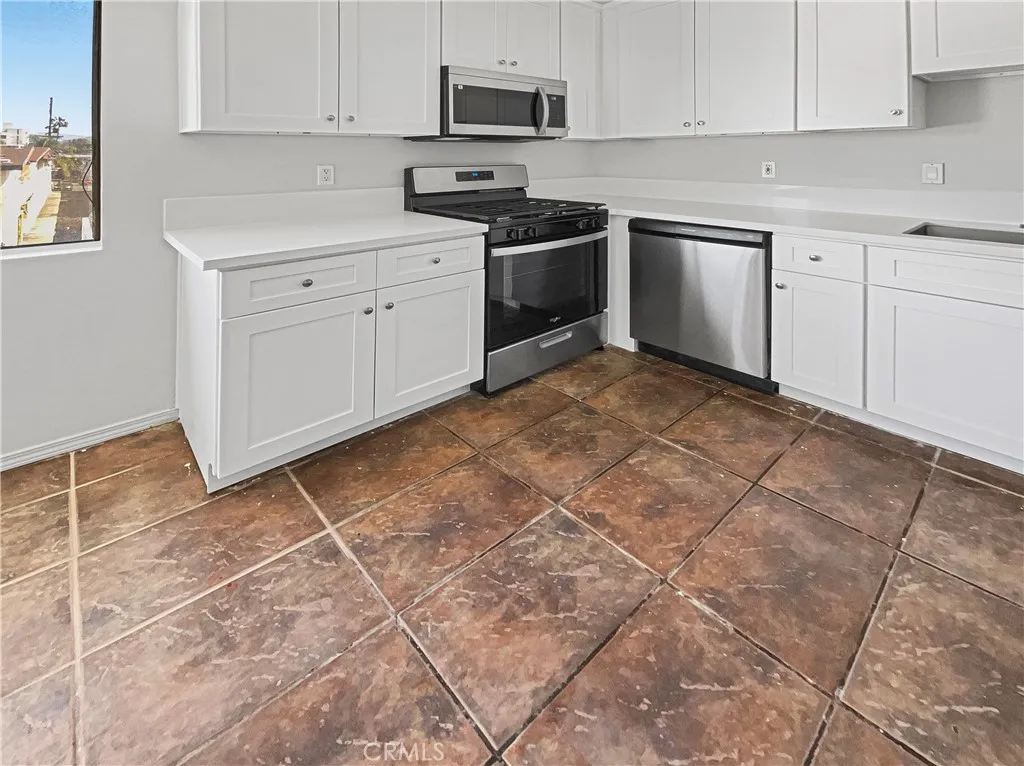 Additional image 6 of 8800 Cedros Unit 209, Panorama City, CA 91402