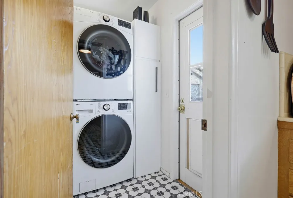 Additional image 74 of 1010 W 21st Street, Santa Ana, CA 92706