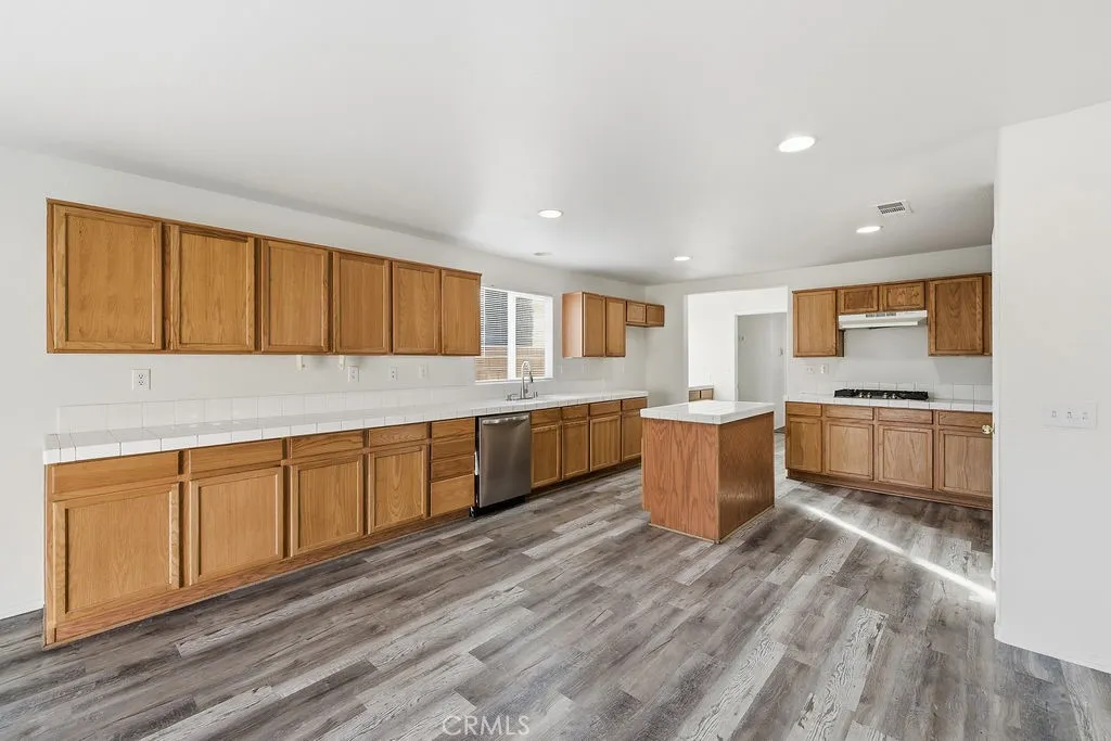 Additional image 67 of 43336 22nd St W, Lancaster, CA 93536