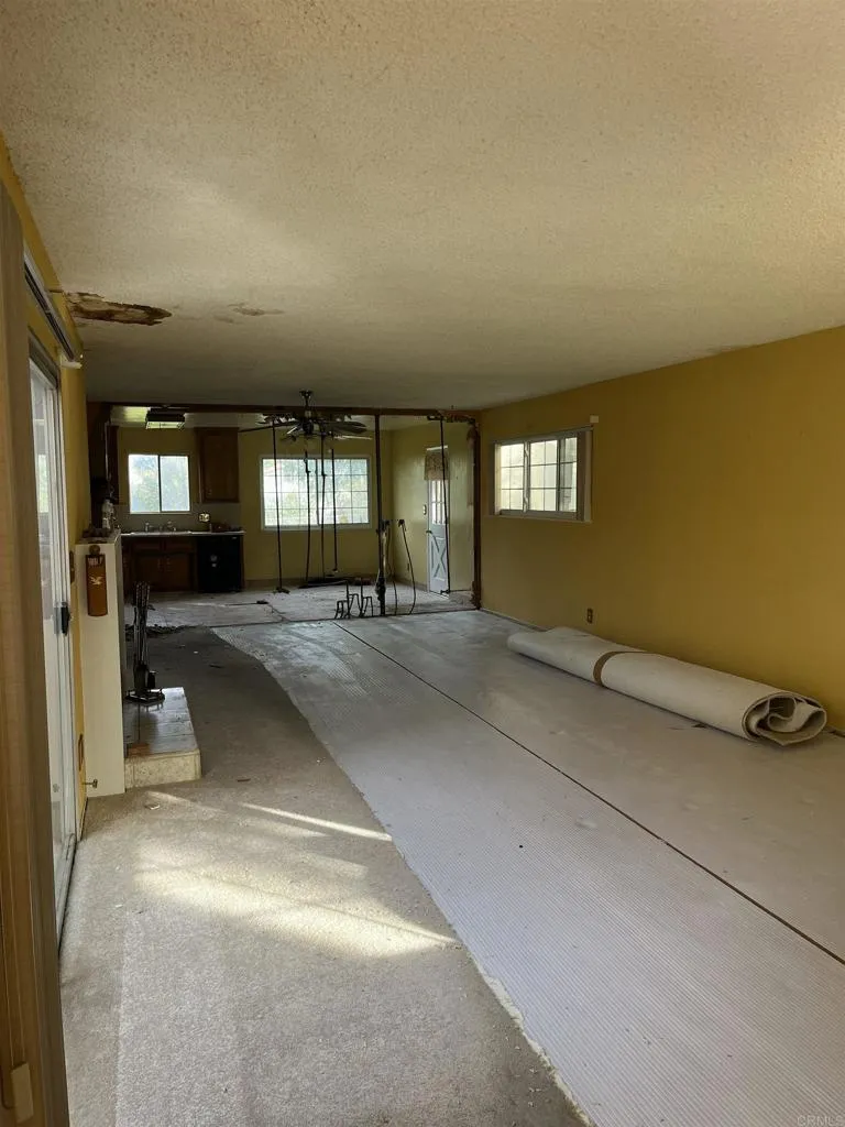 Additional image 46 of 329 E South Avenue, Redlands, CA 92373