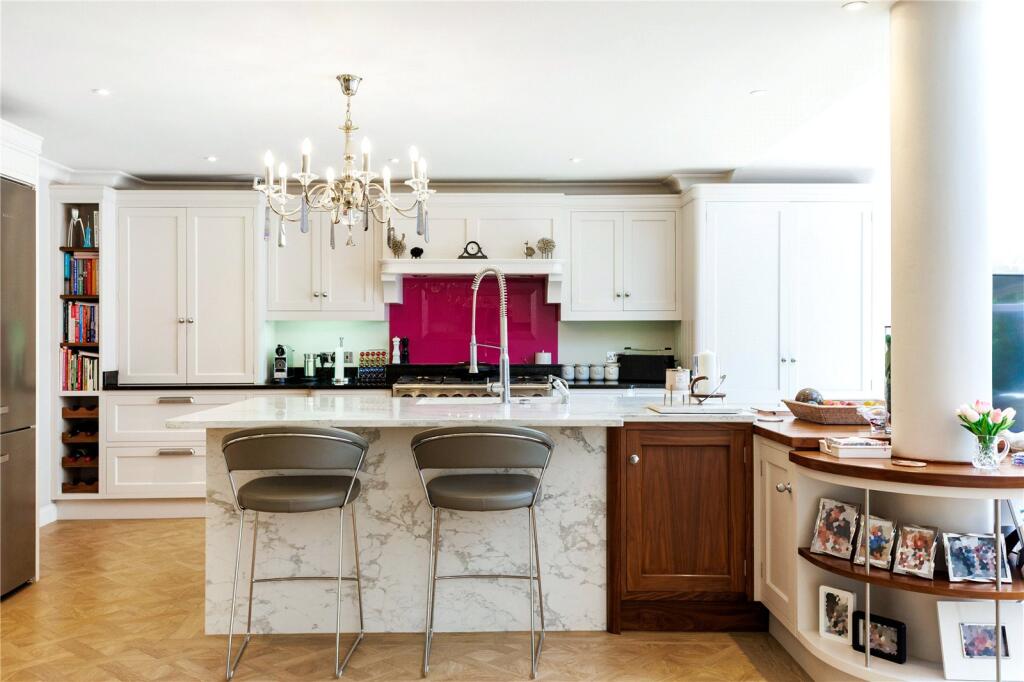 Additional image 9 of Crouch Hall Lane, Redbourn, St. Albans, Hertfordshire, AL3