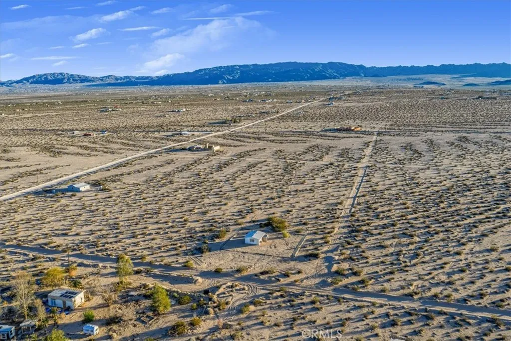 Additional image 60 of 69223 Papoose, 29 Palms, CA 92277