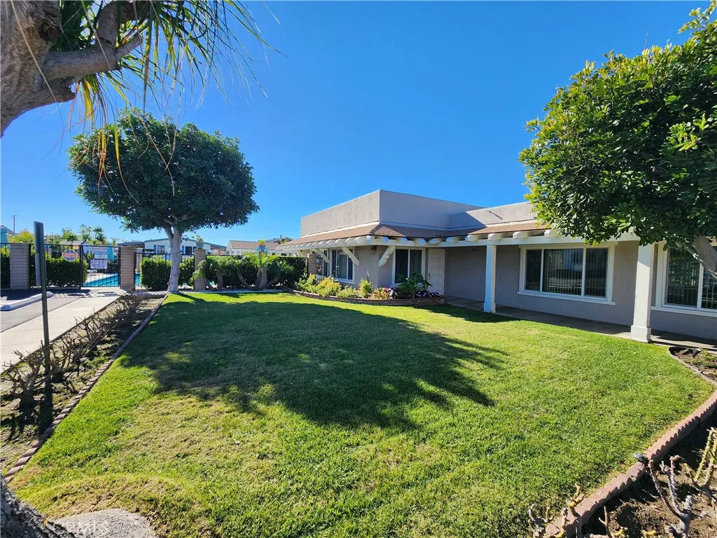 Additional image 29 of 19251 brookhurst St Unit 137, Huntington Beach, CA 92646