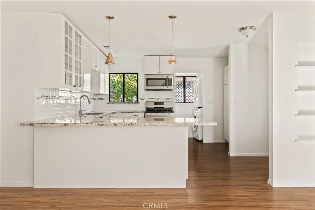 Additional image 3 of 531 N Niagara St, Burbank, CA 91505