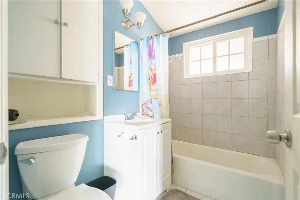 Additional image 18 of 423 Landsford Street, Lancaster, CA 93535